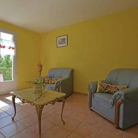 Holiday home Spacious With Private Pool *