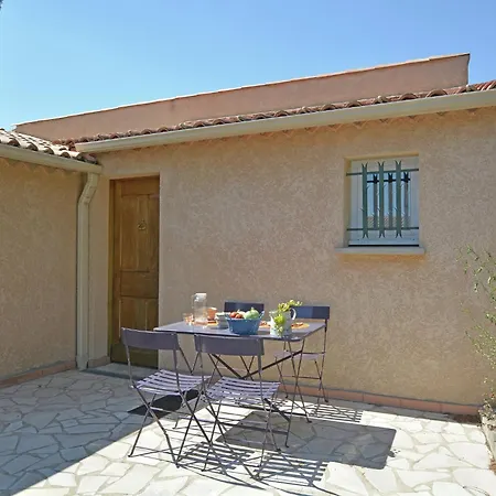 Holiday home Spacious With Private Pool *