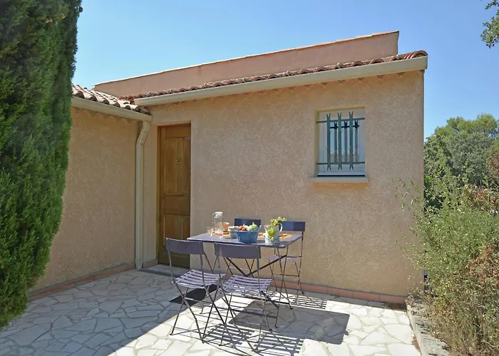 Saint-maximin Pool & Peace Casa vacanze